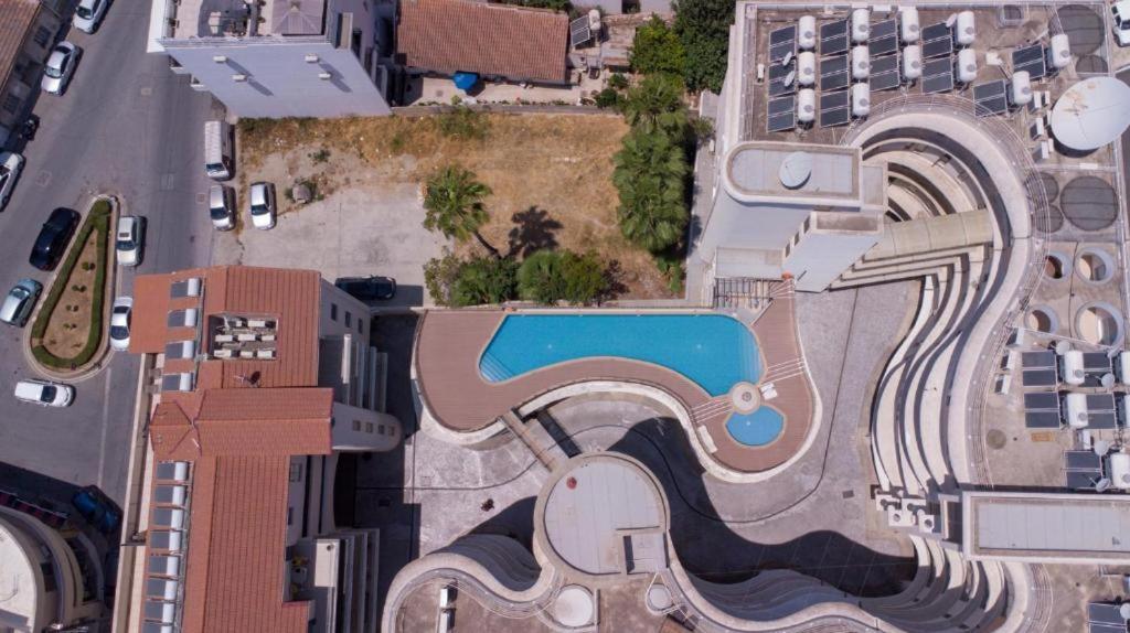 City Flats 2 Bedroom Apartment Larnaca Exterior photo